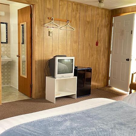 Surrey Rachel'S Motel And Cottages מראה חיצוני תמונה